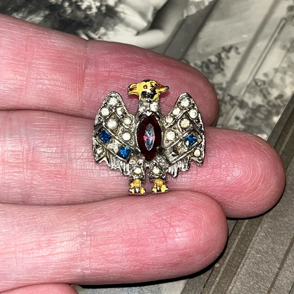 Vintage Coro WW2 Military Eagle Rhinestone Small Pin Missing Stone RARE